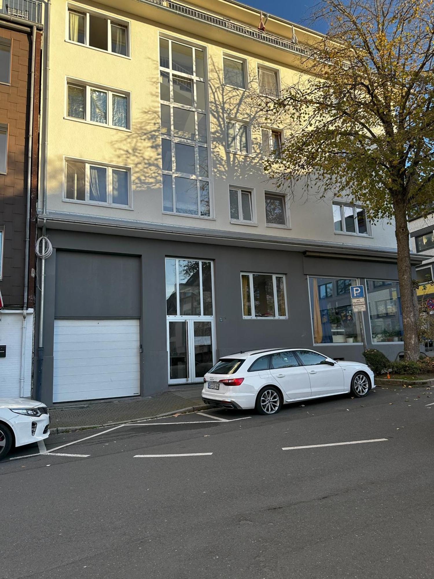 Rtr Essen - Fuer Bis Zu 8 Personen - Voll Ausgestattet - Zentral Limbecker Platz - Messe - Uniklinikum - Smart Tv - Modern Exterior foto